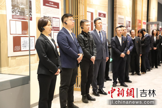 �c���ˆT�^չ�� �O��/�z