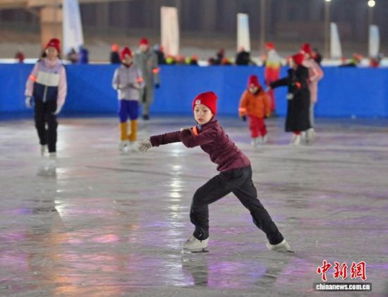 1��6���������L����С�\�ӆT���^��չʾ���ӻ��������� �z