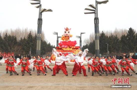 2��10�������ڼ����L�����ݖ|���������w�� �z