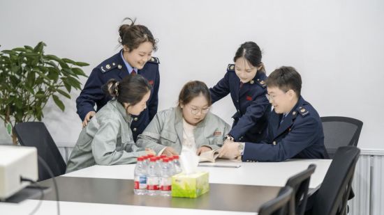 ����h���վ�/���D